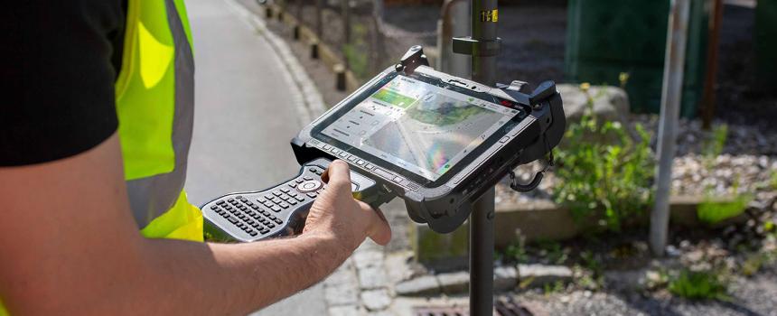 Calserv Ltd: Leica GKP100 – Captivate Keypad